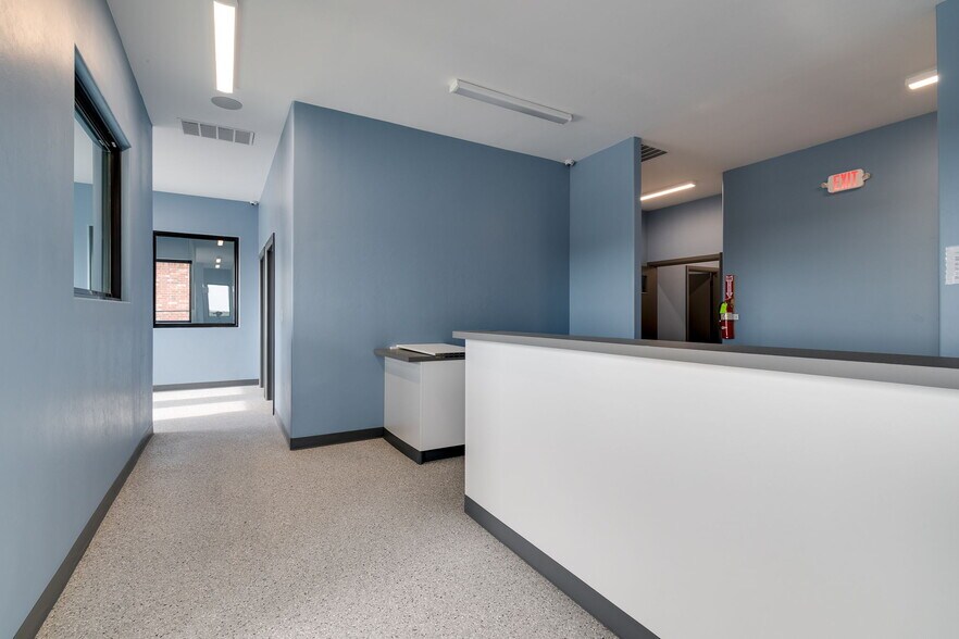 More Photos Of 3305 NW 192nd St, Edmond Healthcare For Sale
