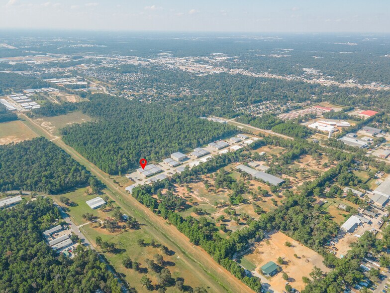 More Photos Of 21265 Blair Rd, Conroe Warehouse For Sale