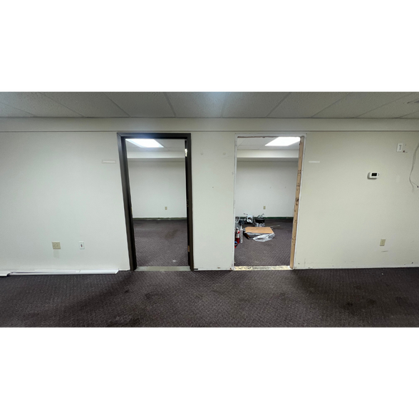 More Photos Of 900 N Lehigh St, Baltimore Light Distribution For Lease