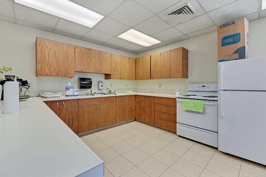 More Photos Of 762 S Court St, Montgomery Religious Facility For Sale