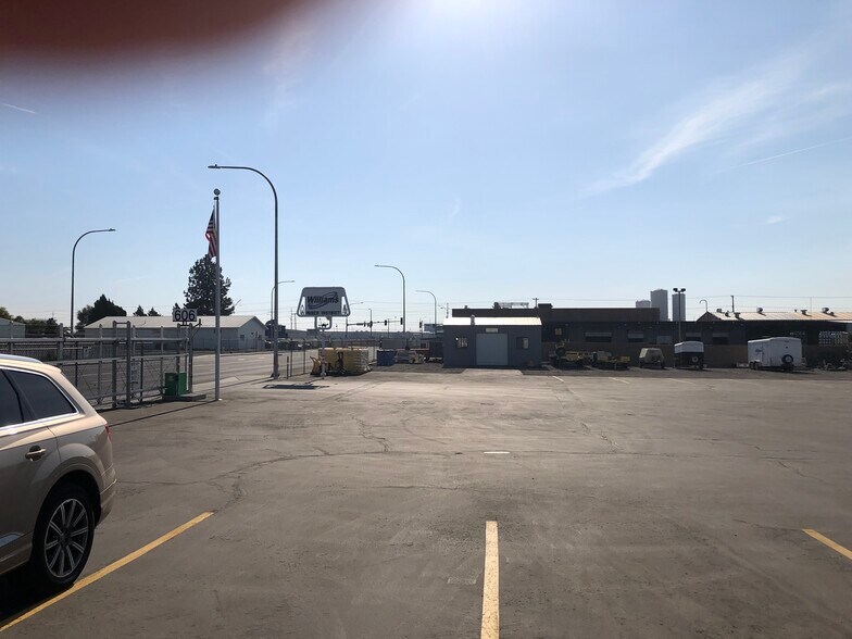 More Photos Of 606 S Oregon Ave, Pasco Industrial For Sale