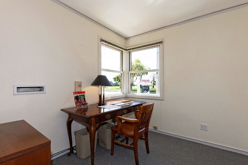 More Photos Of 2931 MacDonald Ave, Richmond Office Residential For Sale