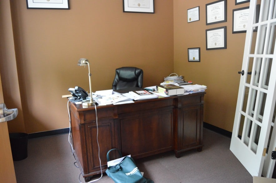 More Photos Of 34 Oleander Dr, Clayton General Retail For Lease