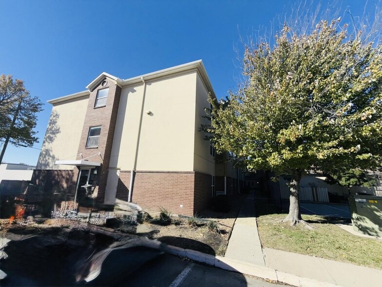 More Photos Of 9169 Markville Dr, Dallas Hotel For Sale