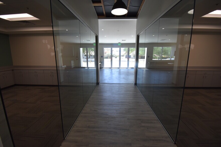 More Photos Of 72140 Magneisa Falls Dr, Rancho Mirage Office Residential For Sale