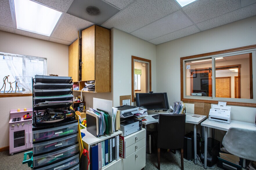 More Photos Of 724 Pine St, Sandpoint Office Residential For Sale