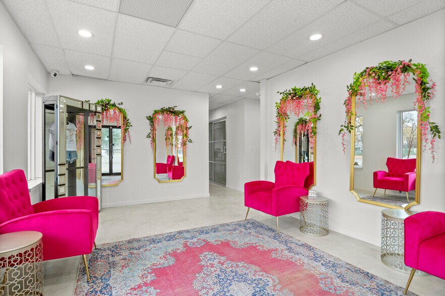 More Photos Of 27621 Warren Rd, Garden City Freestanding For Lease