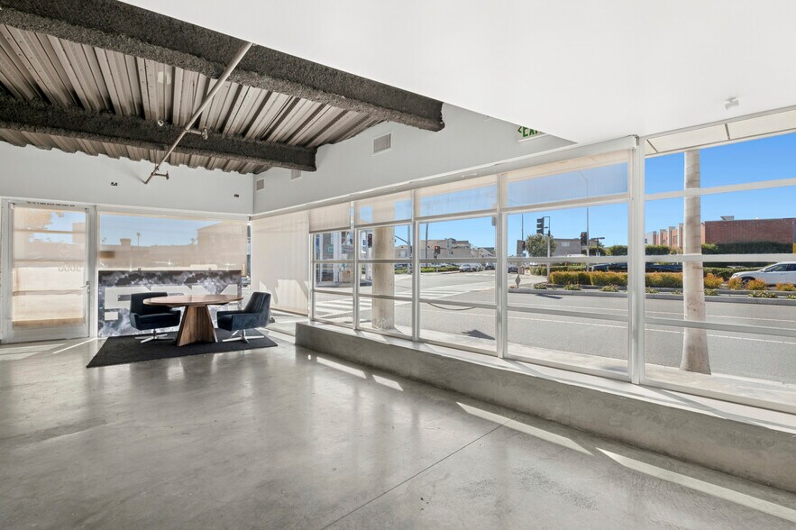 More Photos Of 3000-3002 Newport Blvd, Newport Beach General Retail For Sale