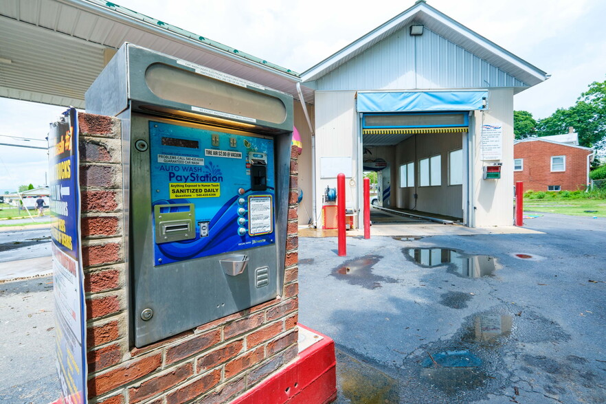 More Photos Of 117 South East Side Hwy, Elkton Carwash For Sale