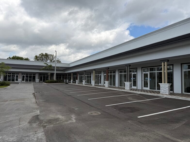 More Photos Of 6601 Stirling Rd, Davie Storefront For Lease