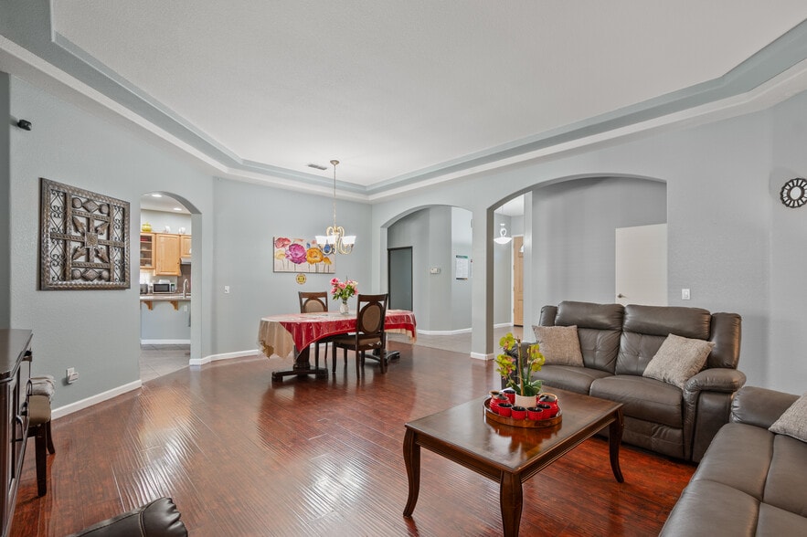 More Photos Of 9473 Heathman Way, Elk Grove Assisted Living For Sale