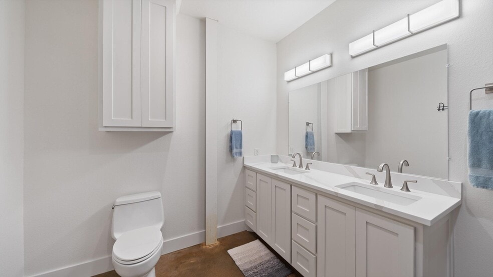 More Photos Of 1211 VZ County 4418 Rd, Canton Specialty For Sale