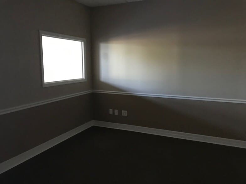 More Photos Of 122-144 N Old Dixie Hwy, Lady Lake Unknown For Lease