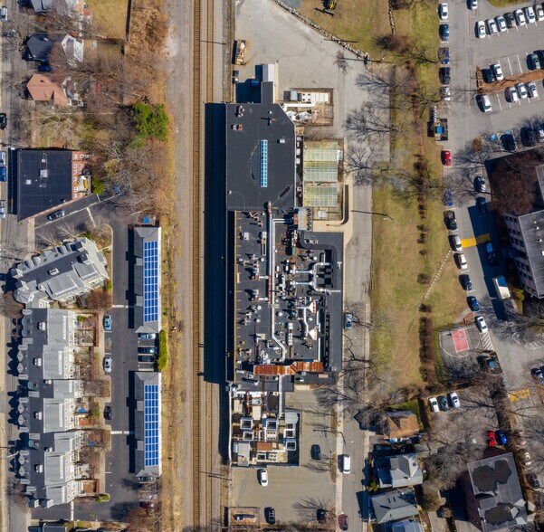 More Photos Of 85 Bolton St, Cambridge Research And Development For Lease