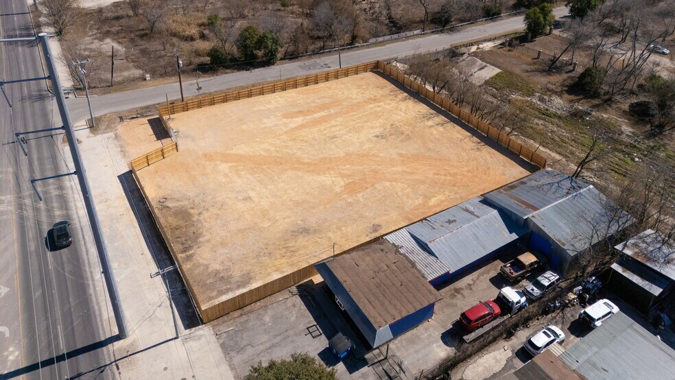 More Photos Of 5044 Callaghan Rd, San Antonio Land For Lease