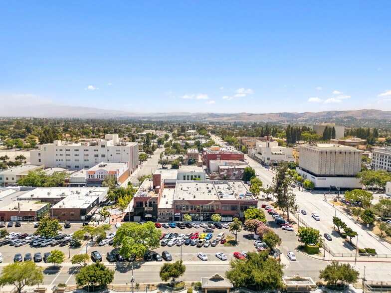 More Photos Of 115-237 E 2nd St, Pomona Apartments For Lease