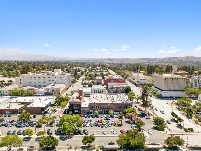 More Photos Of 135-185 E 2nd St, Pomona Apartments For Lease