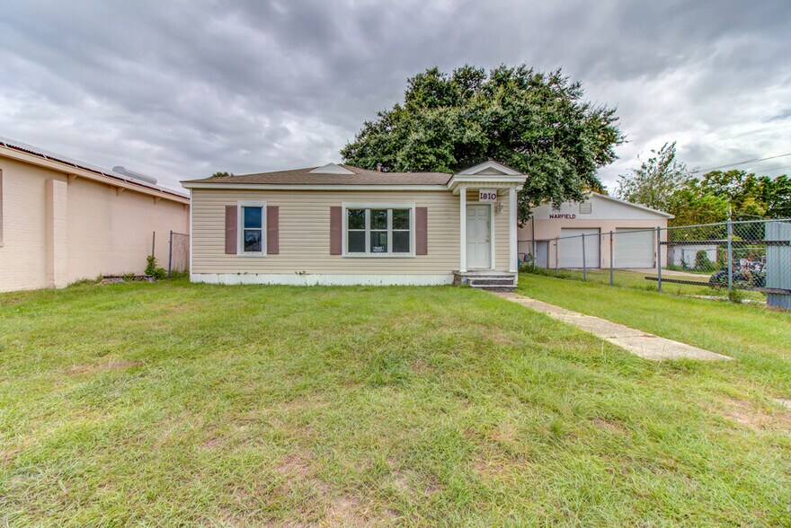 More Photos Of 1814 33rd Ave, Gulfport Auto Repair For Sale