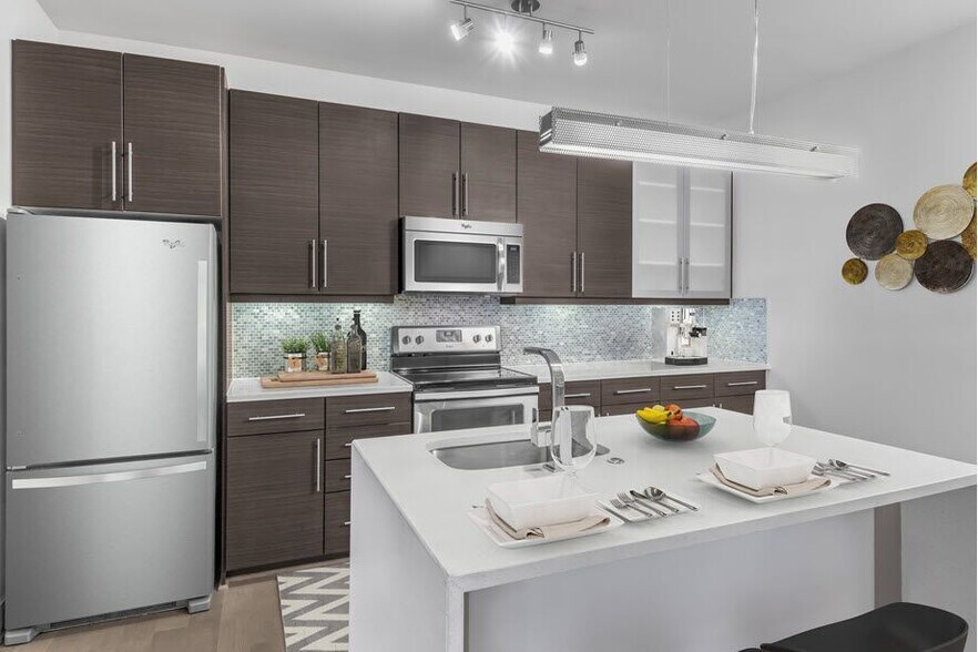 More Photos Of 1750 Camden Rd, Charlotte Apartments For Lease