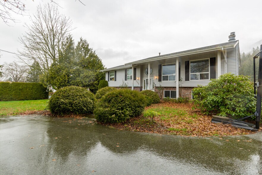 More Photos Of 3996 Eckert St, Chilliwack Land For Sale
