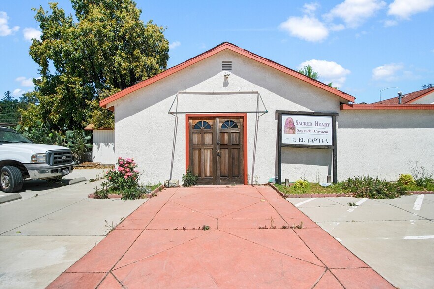More Photos Of 329 S Stockton Ave, Ripon Religious Facility For Sale