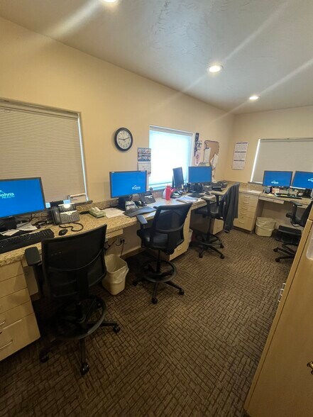 More Photos Of 175 N 1st St, Lander Healthcare For Lease