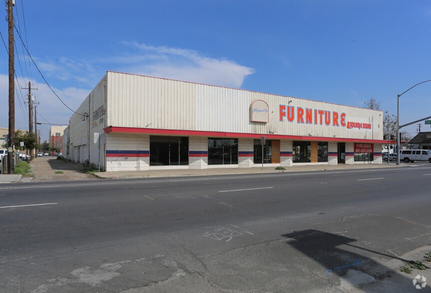 More Photos Of 2407 Chester Ave, Bakersfield Freestanding For Lease
