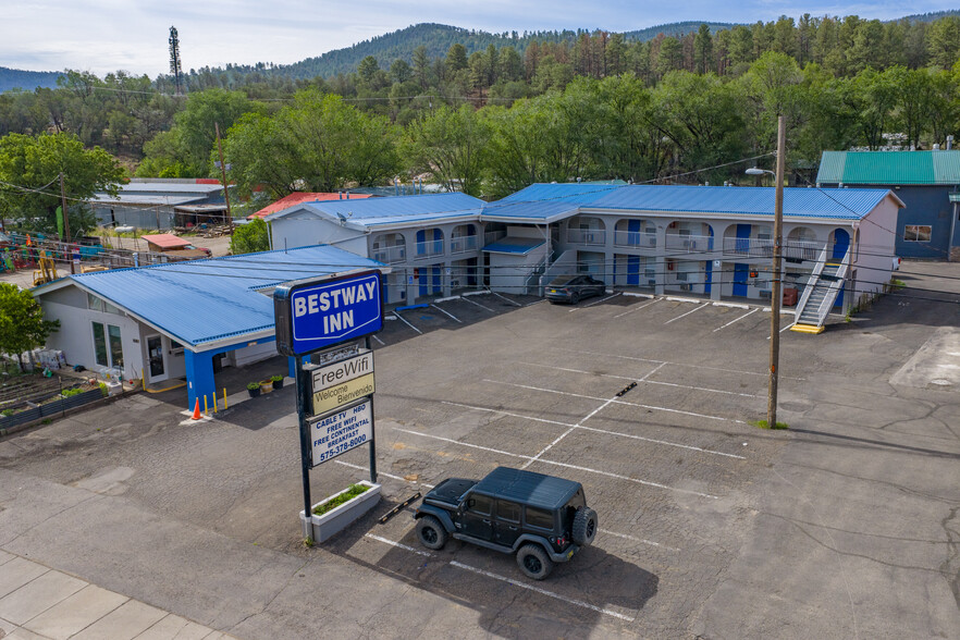 More Photos Of 26154 US Highway 70, Ruidoso Downs Hotel For Sale