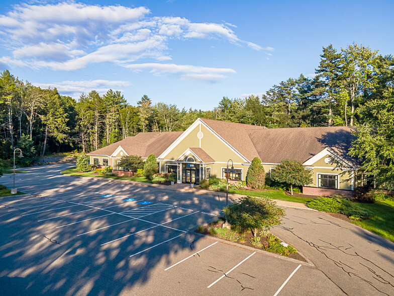 Primary Photo Of 275 US Route 1, Cumberland Foreside Medical For Sale