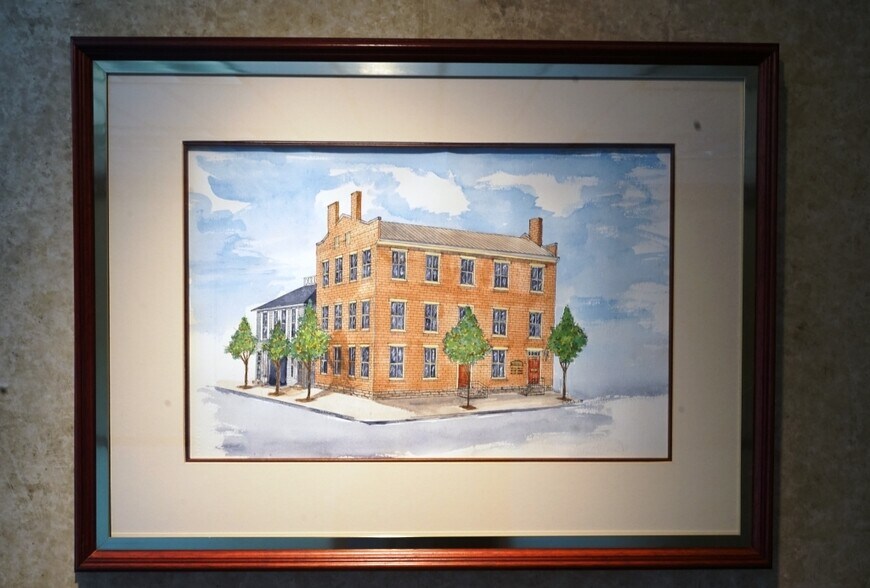 More Photos Of 206 W Main St, Troy Office For Sale