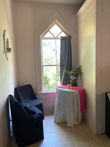 More Photos Of 113 S Main Ave, Ridgefield Religious Facility For Sale