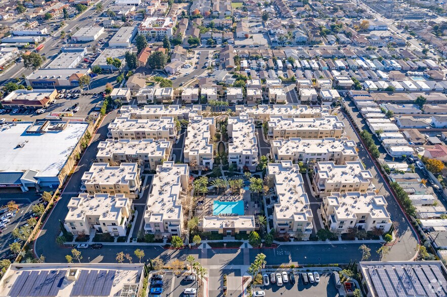 More Photos Of 612-620 E Carson St, Carson Apartments For Lease