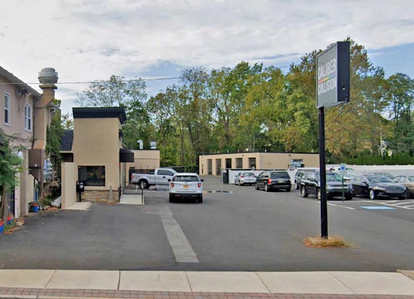 More Photos Of 324-332 S York Rd, Hatboro Auto Repair For Sale