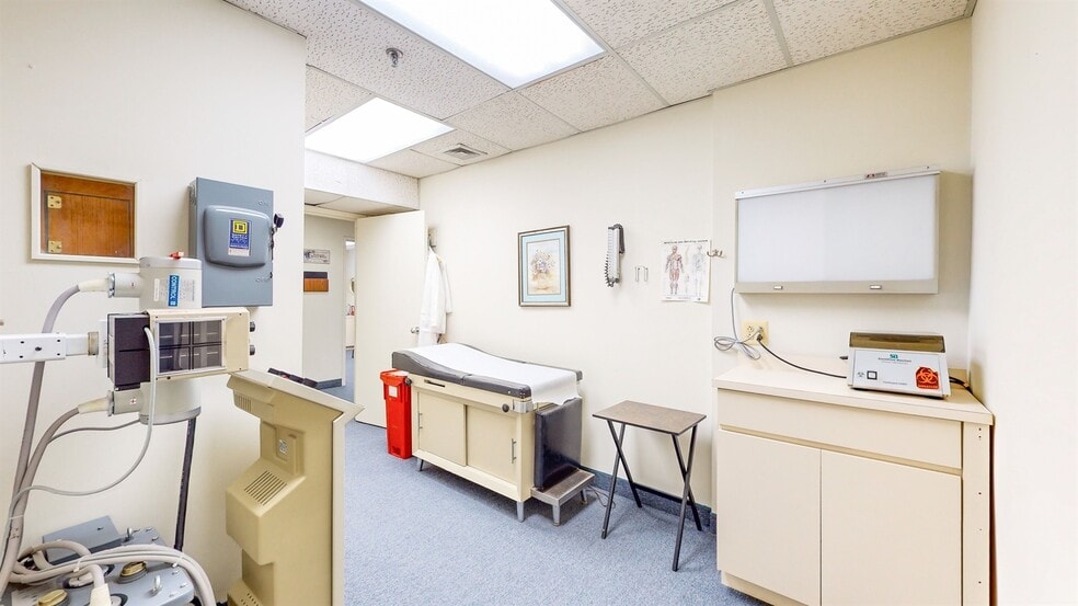 More Photos Of 15-01 Broadway, Fair Lawn Medical For Sale