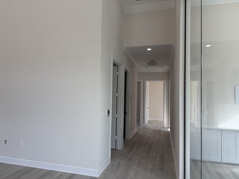 More Photos Of 5251 Katy Mills Cir, Katy Medical For Lease