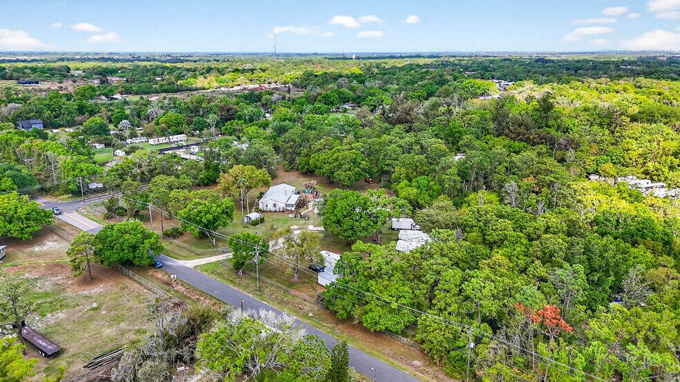 More Photos Of 3308 24th Ave SE, Ruskin Specialty For Sale