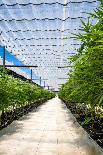 More Photos Of 23855 Rd 12 NW, Quincy Land For Lease