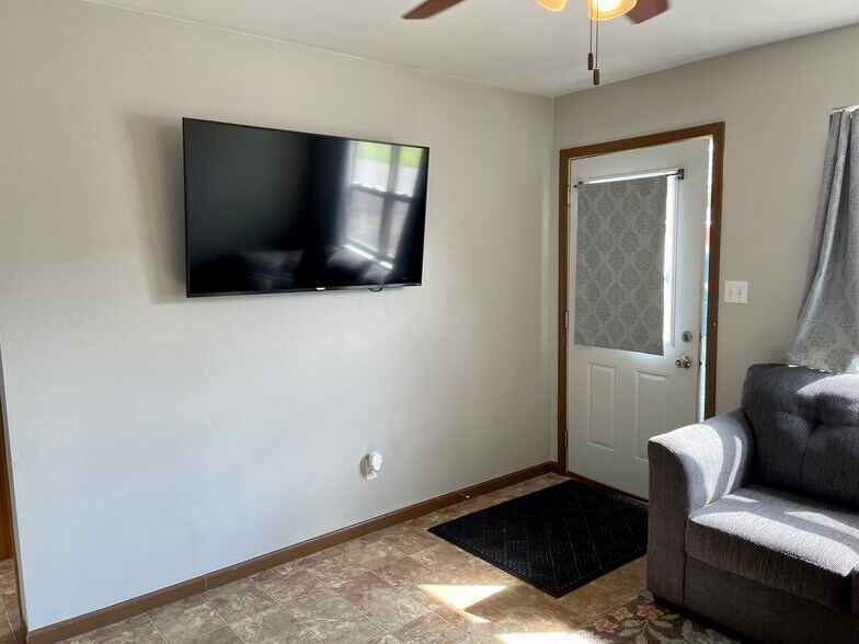 More Photos Of 8460 Farthing Rd, Vernon Manufactured Housing Mobile Home Park For Sale