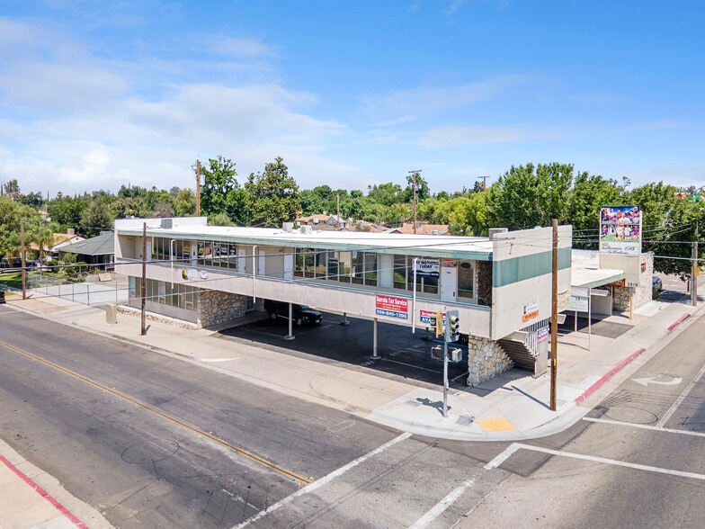 More Photos Of 2801-2819 N Blackstone Ave, Fresno Office For Sale