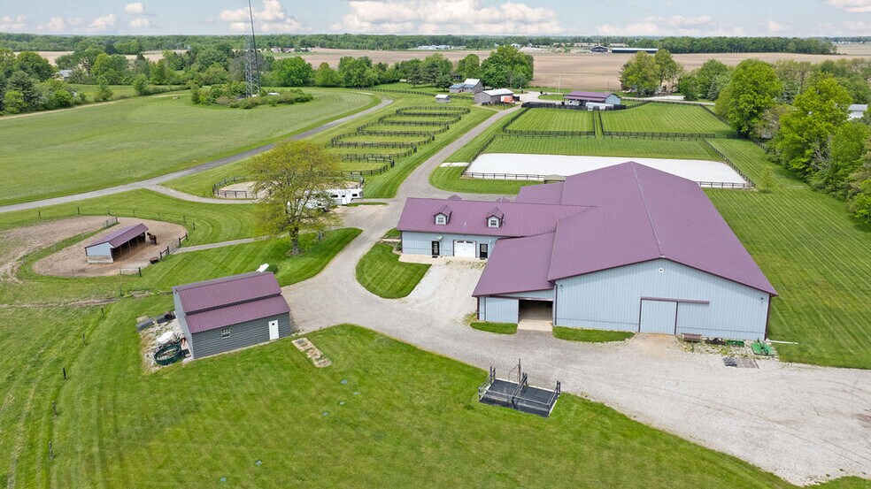 More Photos Of 9317 S Johnstown-Alexandria Rd, Johnstown Horse Stables For Sale