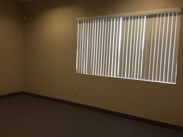 More Photos Of 7440 E Karen Dr, Scottsdale Service For Lease