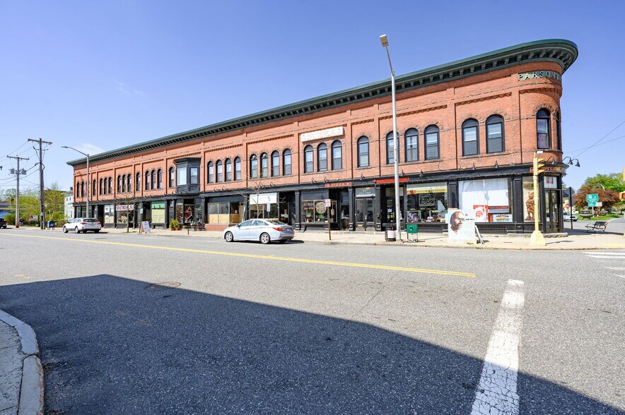 More Photos Of 76-96 Maple St, Florence Apartments For Lease