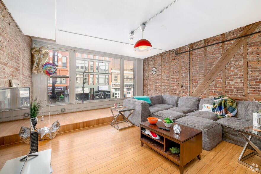 More Photos Of 40 Court St, Binghamton Apartments For Sale