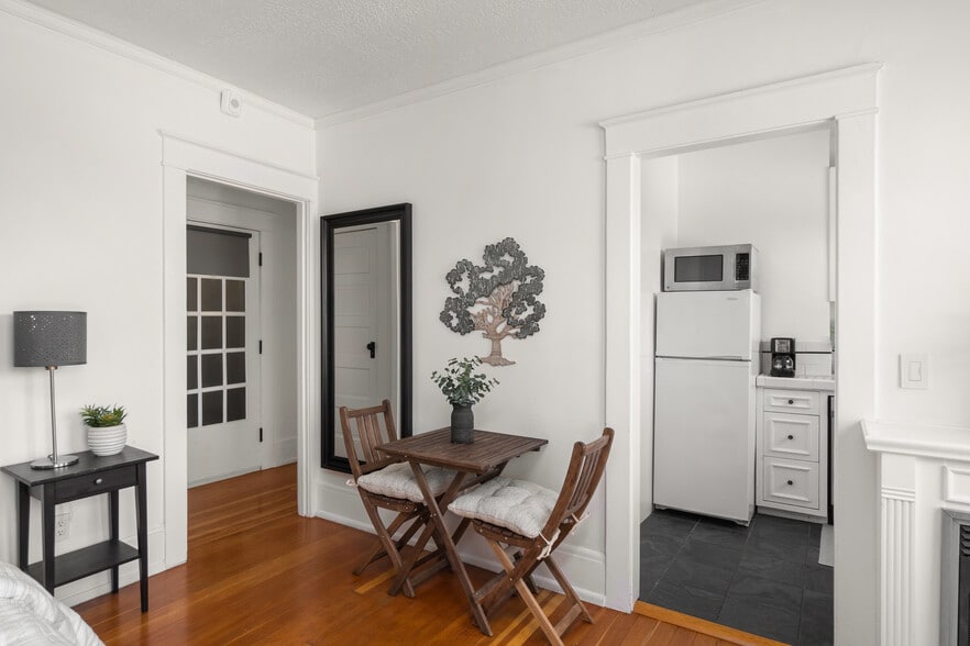 More Photos Of , Portland Multifamily For Sale