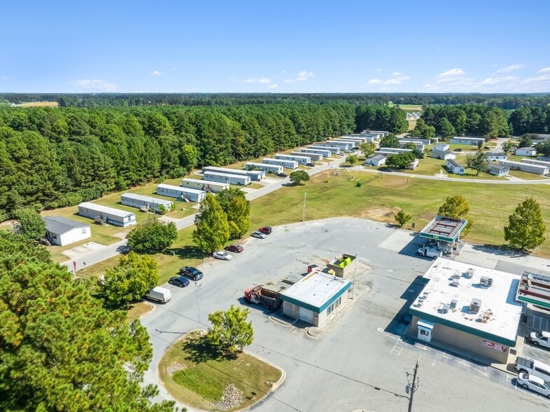 More Photos Of 2022 Keith Ln, Selma Manufactured Housing Mobile Home Park For Sale