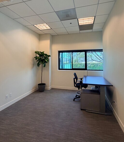 More Photos Of 10549-10555 Jefferson Blvd, Culver City Unknown For Lease