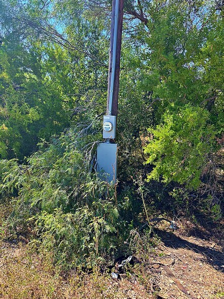 More Photos Of 823 TX-16, Jourdanton Land For Sale