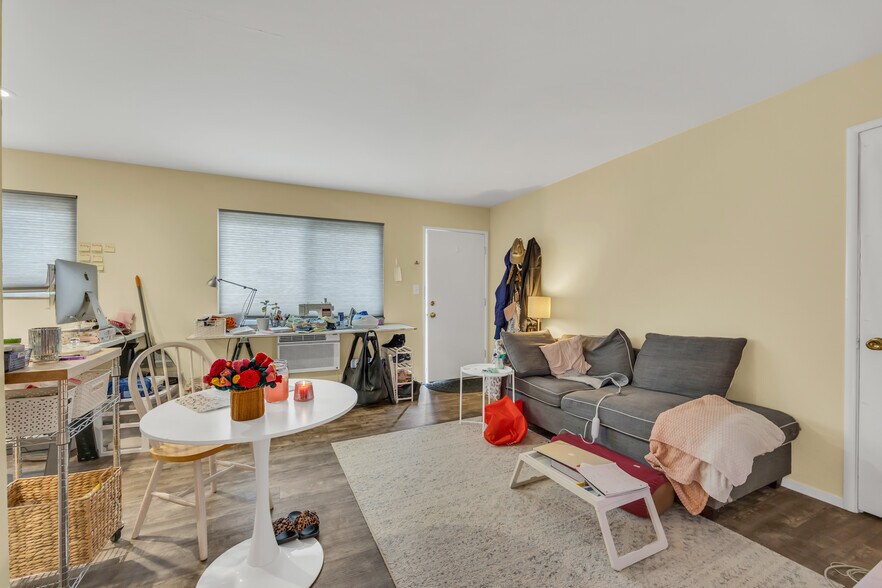 More Photos Of 1721 U St, Sacramento Apartments For Sale