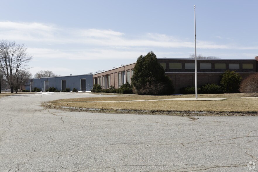 More Photos Of 80 Laurel St, Keene Manufacturing For Sale