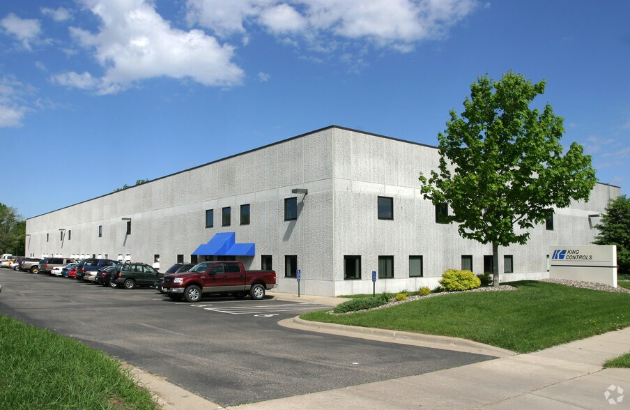 More Photos Of 11200 S Hampshire Ave, Bloomington Manufacturing For Sale